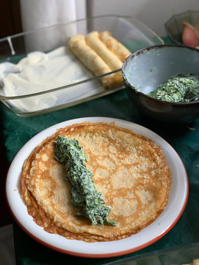 Crepes de espinacas gratinadas